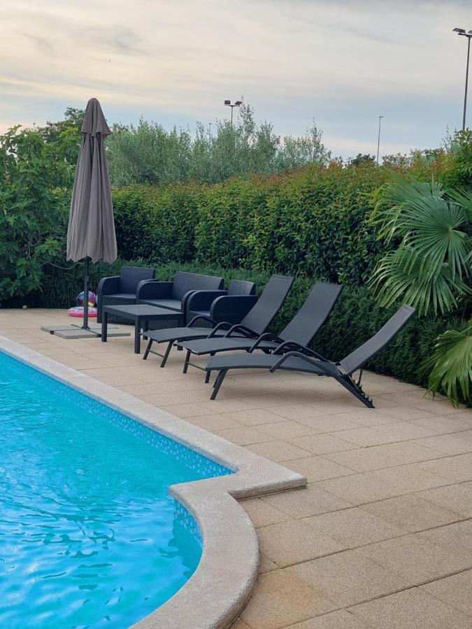 Ana Marija Apartments Poreč Exteriör bild